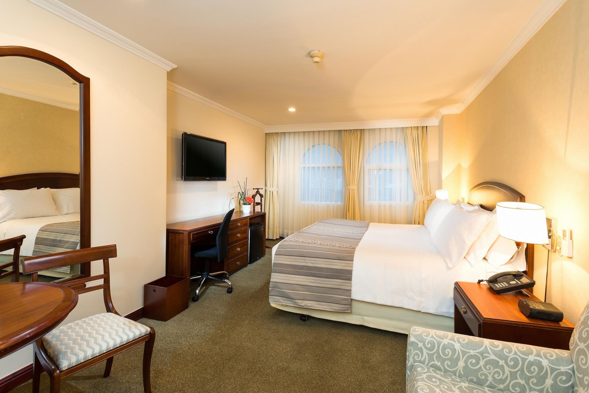 Hotel Dann Carlton בוגוטה מראה חיצוני תמונה A room at the hotel