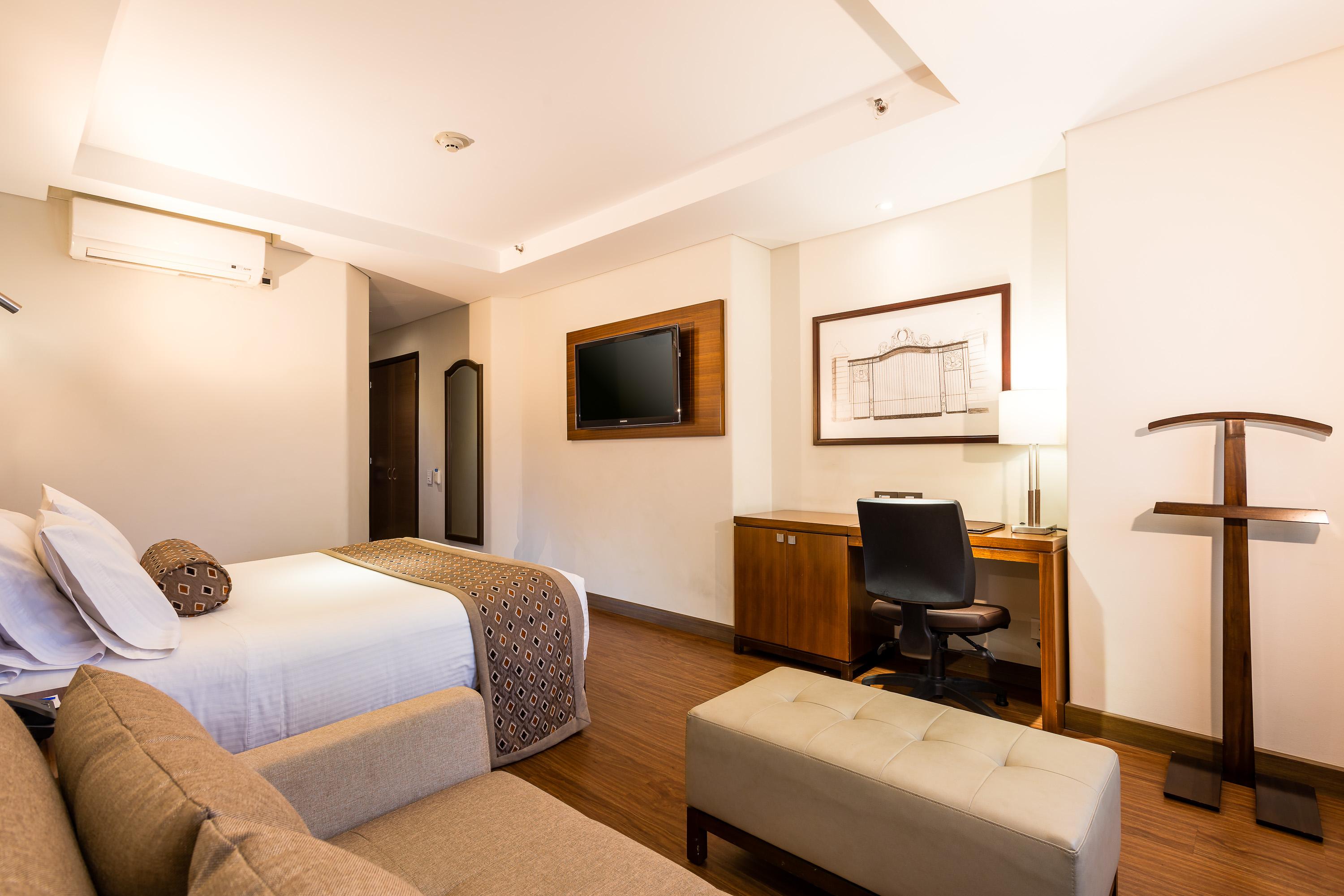 Hotel Dann Carlton בוגוטה מראה חיצוני תמונה A room at the hotel