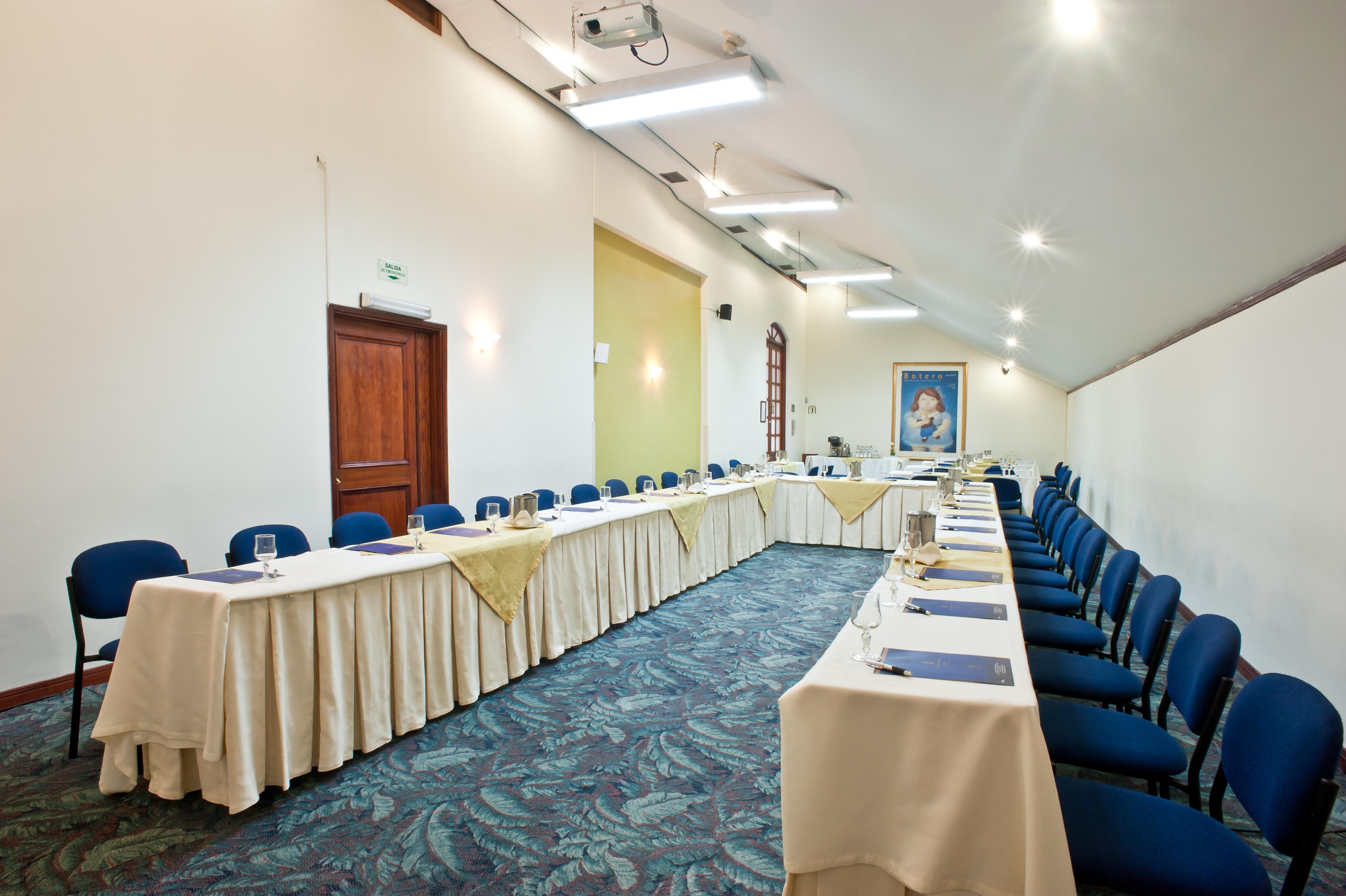 Hotel Dann Carlton בוגוטה מראה חיצוני תמונה Meeting room