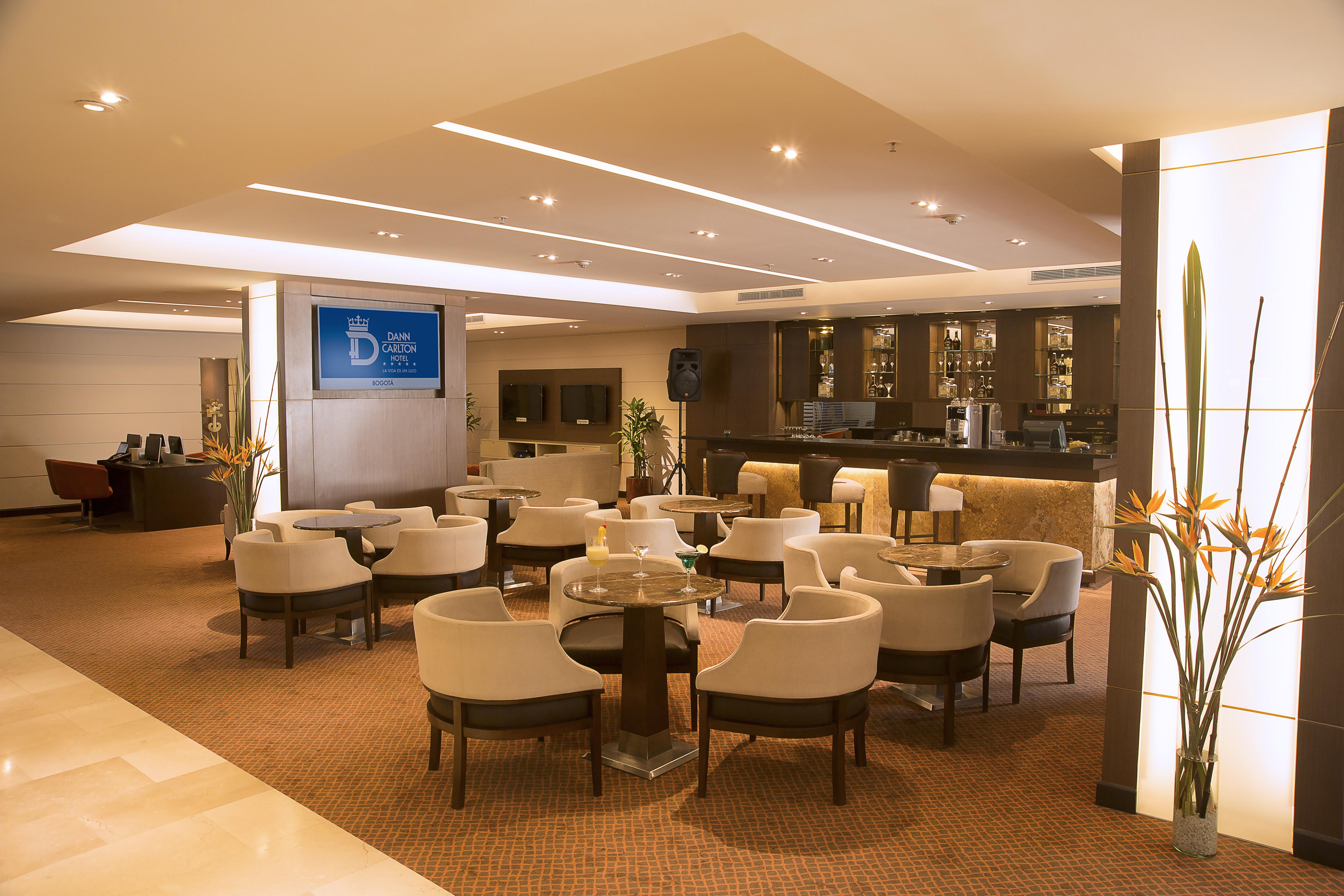 Hotel Dann Carlton בוגוטה מראה חיצוני תמונה The Star Alliance Gold Lounge at Kuala Lumpur International Airport