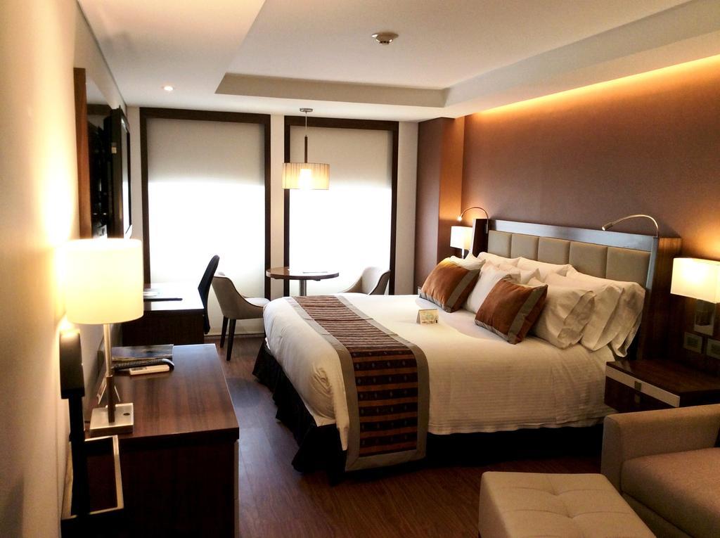 Hotel Dann Carlton בוגוטה מראה חיצוני תמונה A room at the hotel