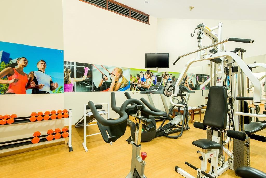 Hotel Dann Carlton בוגוטה מראה חיצוני תמונה The gym at the hotel