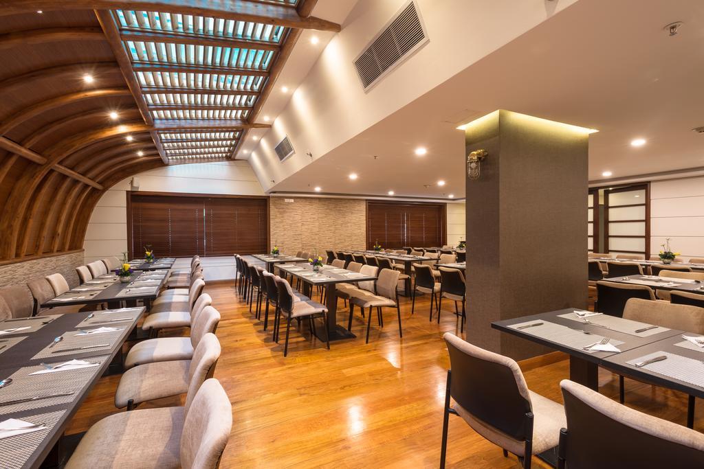 Hotel Dann Carlton בוגוטה מראה חיצוני תמונה Restaurant