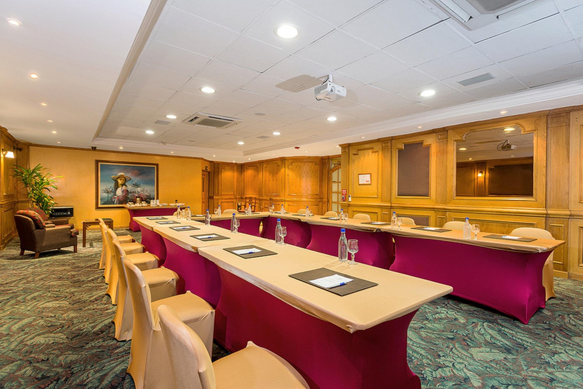 Hotel Dann Carlton בוגוטה מראה חיצוני תמונה Meeting room